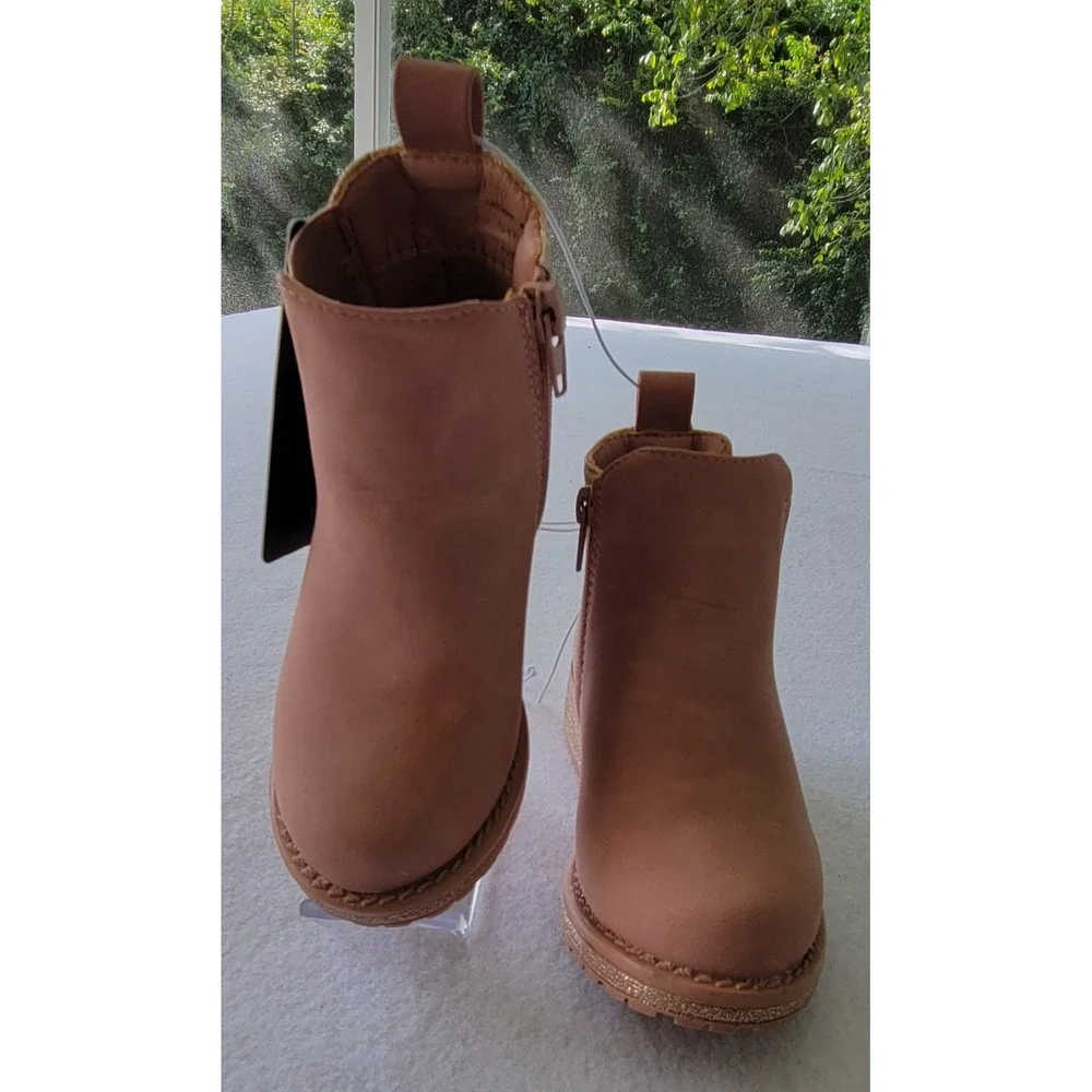 Laundry  Heart  Girls Ankle  Pink Boots‎ Size 8
